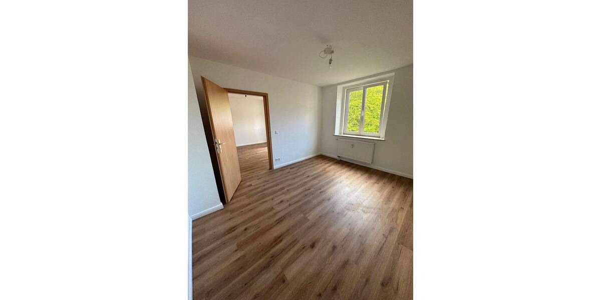 Etagenwohnung Chemnitz Sonnenberg - 3 Zimmer, 64 m&sup2;, 450&euro; | Angebot:26894254