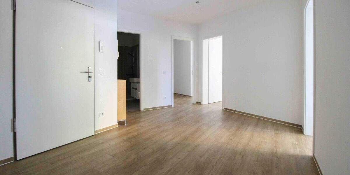 Exklusive 4- Zimmer-Wohnung mit 40m² großer Südterrasse u. Tiefgaragenstellplatz in Chemnitz Hutholz 4 zimmer
