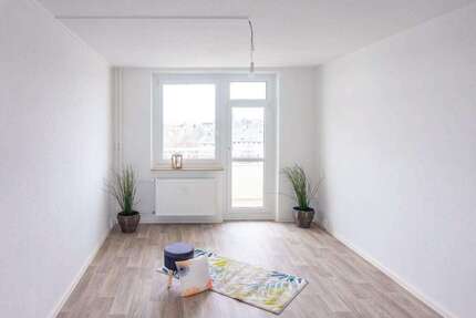 Wohnung zum Mieten in Chemnitz 369 € 69.56 m²