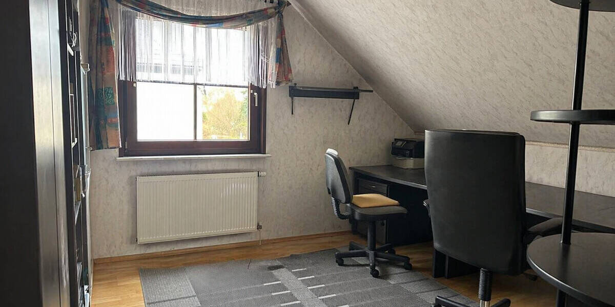 Einfamilienhaus Chemnitz / Adelsberg Adelsberg - 9 Zimmer, 148 m&sup2;, 519.000&euro; | Angebot:26344895