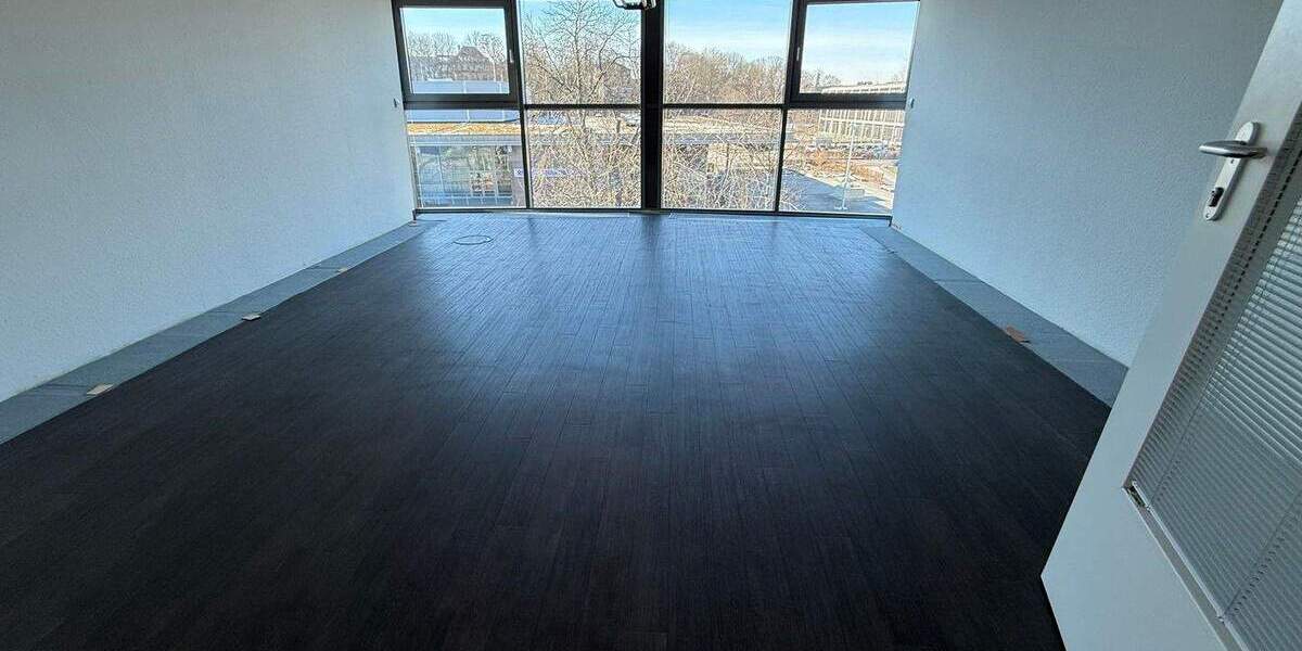 Gewerbeobjekt Chemnitz Zentrum - 1 Zimmer, 380 m&sup2;, 3.800&euro; | Angebot:25680088