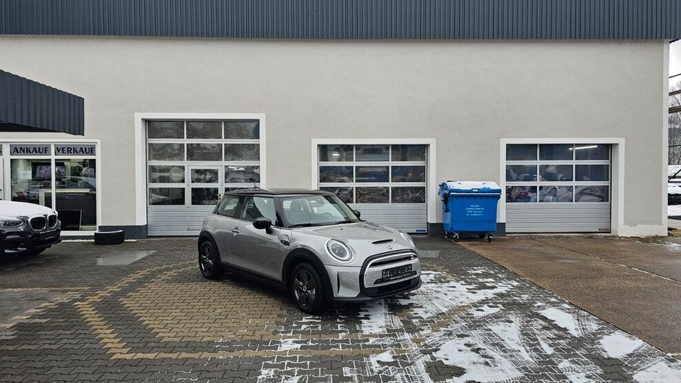 Mini Cooper SE 10.681 km 20.990 € Zwickau 08056