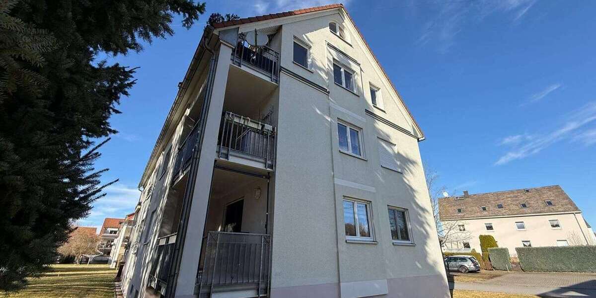 Etagenwohnung Flöha - 2 Zimmer, 61 m&sup2;, 89.900&euro; | Angebot:25542983