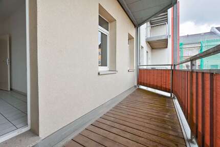 Wohnung zum Kaufen in Chemnitz 60.000 € 53.28 m² 2 zimmer