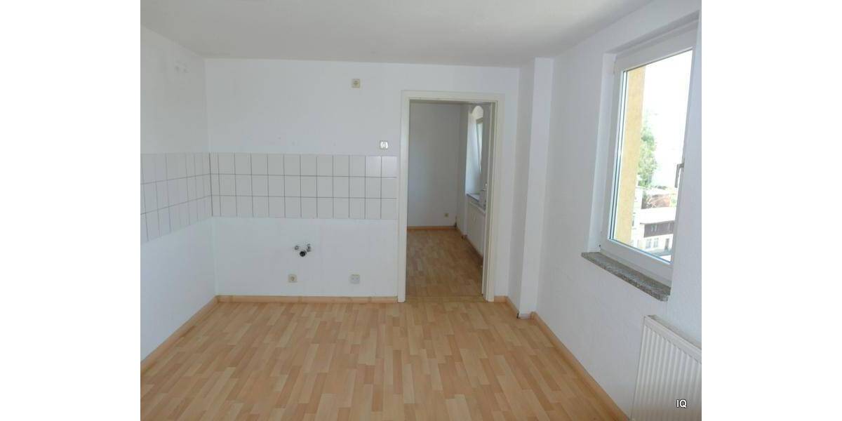 Etagenwohnung Limbach-Oberfrohna Oberfrohna - 3 Zimmer, 72 m&sup2;, 360&euro; | Angebot:26276279