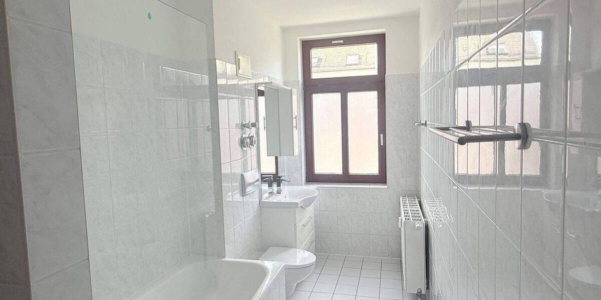 Zimmer Chemnitz Gablenz - 3 Zimmer, 71 m&sup2;, 394&euro; | Angebot:26187953