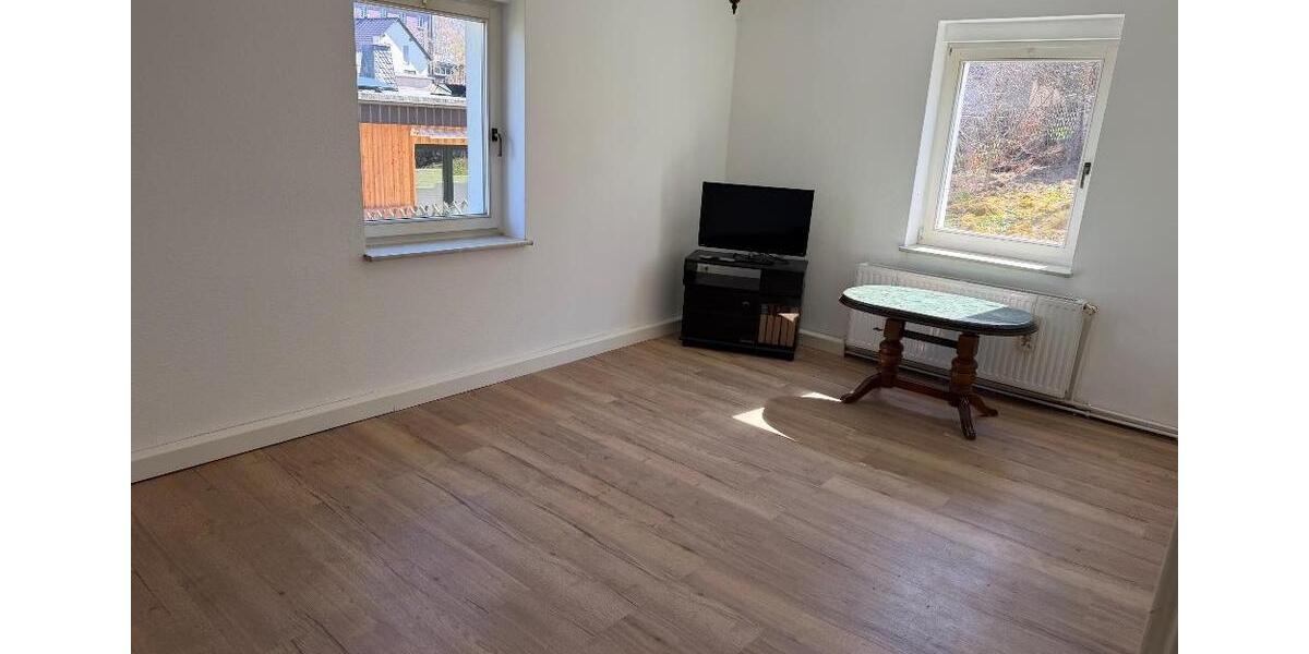 Erdgeschoßwohnung Chemnitz Grüna - 2 Zimmer, 51 m&sup2;, 305&euro; | Angebot:26063937