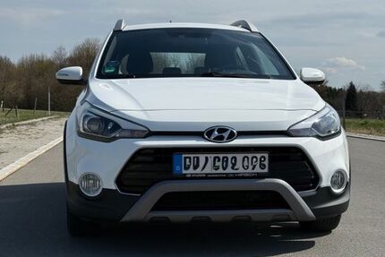 Hyundai i20 107.000 km 8.390 &euro; Marienberg 09496