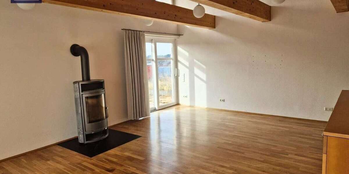 Firmenkomplex mit Garage und Einliegerwohnung 22 zimmer