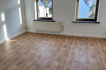 Wohnung Limbach-Oberfrohna Oberfrohna - 3 Zimmer, 75 m&sup2;, 637&euro; | Angebot:27539533