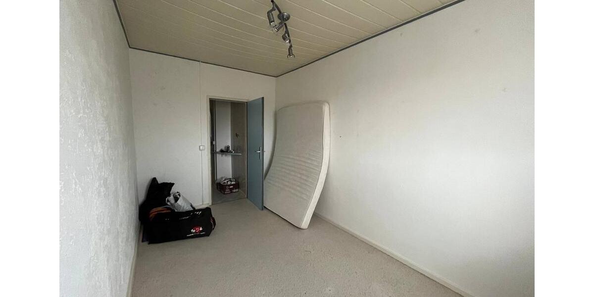 3-Zimmer Wohnung mit Balkon in Lößnitz zu verkaufen 3 zimmer