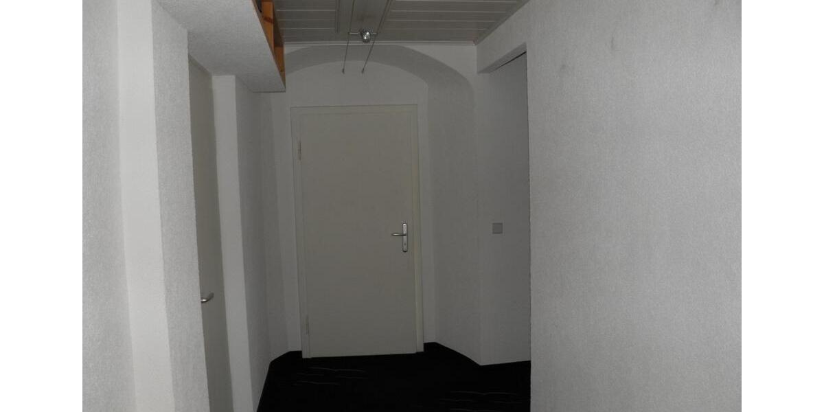 Großzügiges Büro in 1-A-Lage der Stadt Marienberg zur Vermietung zimmer