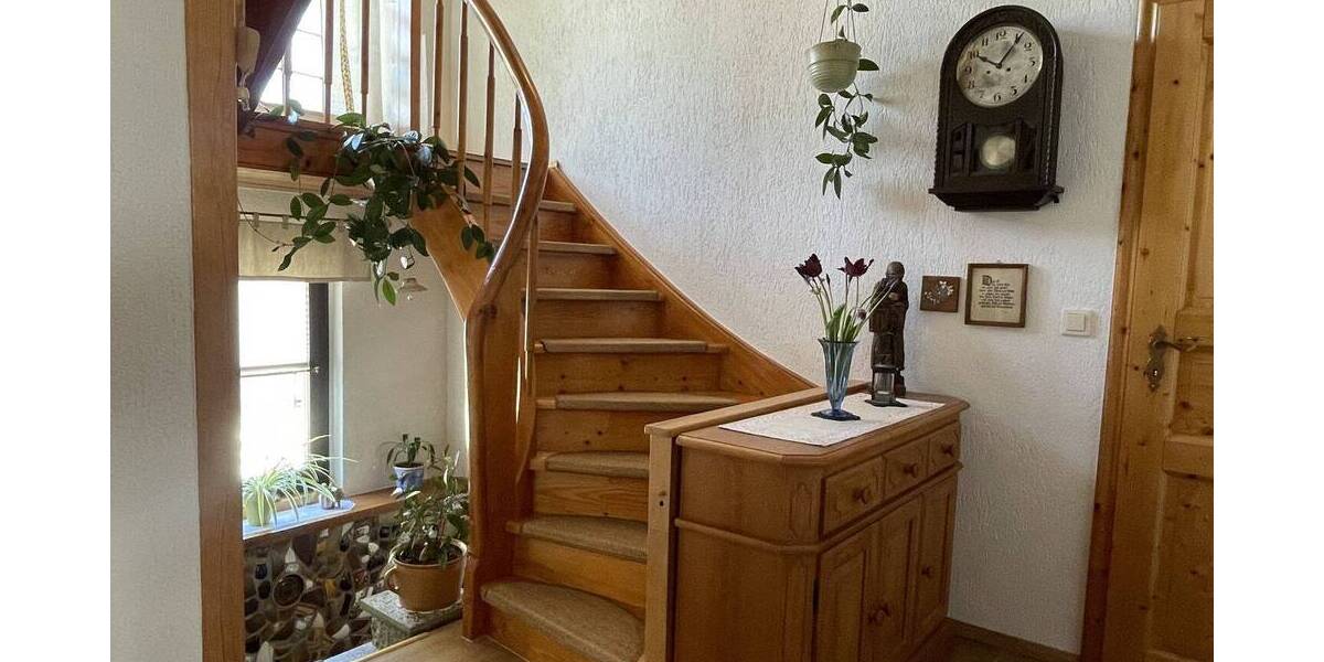 Einfamilienhaus Burgstädt Mohsdorf - 9 Zimmer, 180 m&sup2;, 239.000&euro; | Angebot:26488293