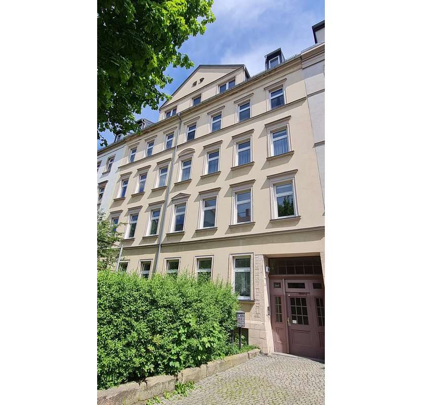 Haus zum Kaufen in Chemnitz 389.000 € 590 m²
