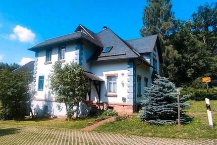 Haus Waldheim - 7 Zimmer, 293 m&sup2;, 399.500&euro; | Angebot:26847393