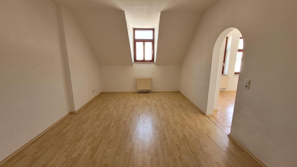 Dachgeschoßwohnung Chemnitz Hilbersdorf - 3 Zimmer, 61 m&sup2;, 305&euro; | Angebot:26645178