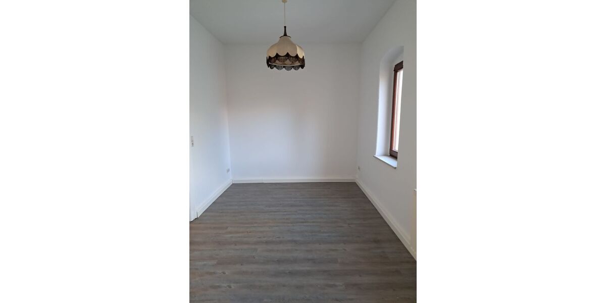 3-RAUMWOHNUNG - ZENTRAL -MITTEN IN WITTGENSDORFChemnitz - Etagenwohnung Chemnitz Wittgensdorf | Angebot:26357993