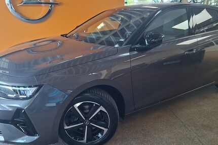 Opel Astra 9.700 km 21.990 &euro; Altmittweida 09648
