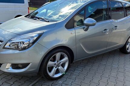 Opel Meriva 96.000 km 6.490 &euro; Chemnitz 09116