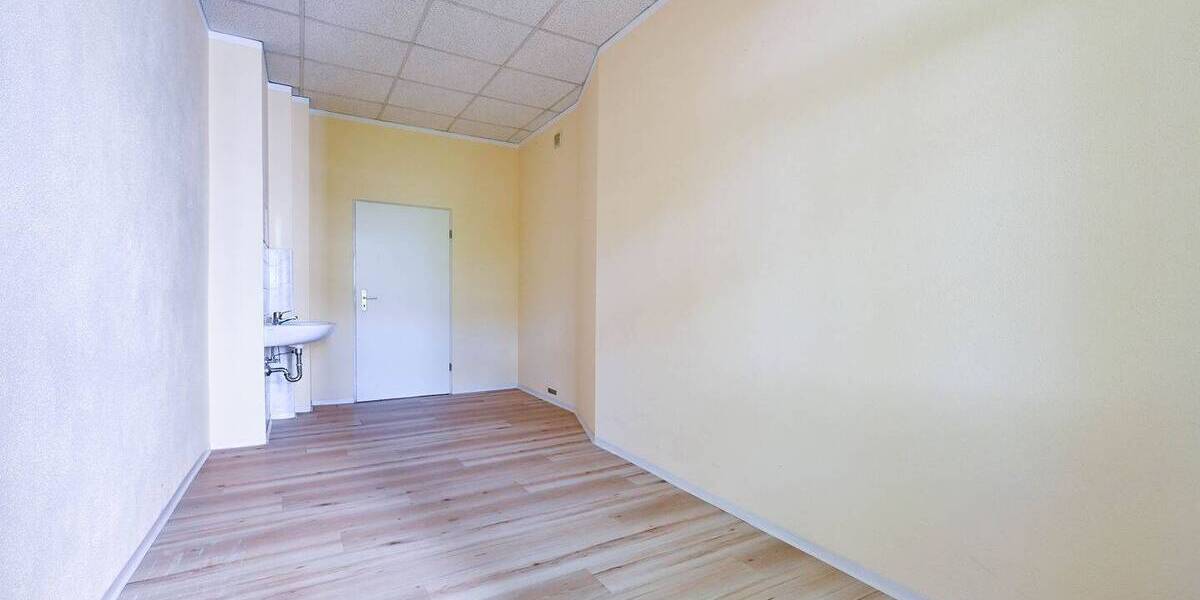 Gewerbeobjekt Chemnitz Kappel - 6 Zimmer, 130 m&sup2;, 780&euro; | Angebot:26816493