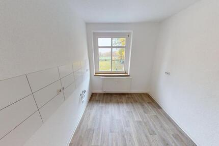 Wohnung Chemnitz Altendorf - 1 Zimmer, 32 m&sup2;, 300&euro; | Angebot:26271603
