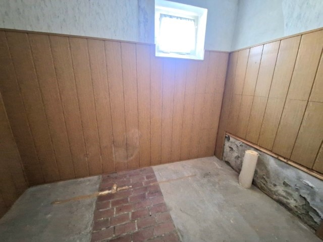 Wohnhaus mit schönem Grundstück in ruhiger Lage! 5 zimmer