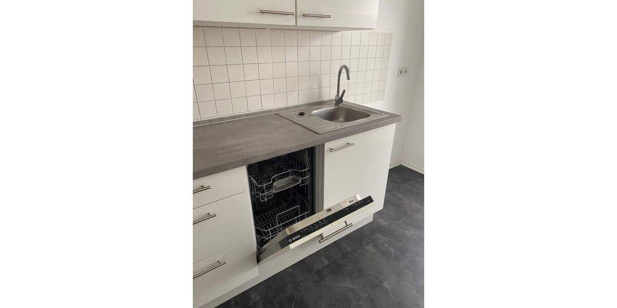 Etagenwohnung Chemnitz Lutherviertel - 2 Zimmer, 50 m&sup2;, 315&euro; | Angebot:25801015