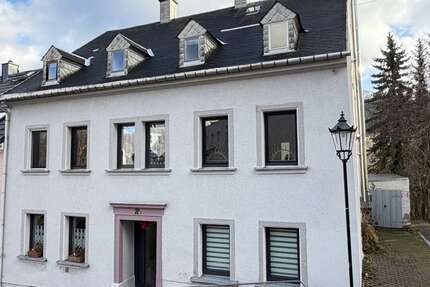 Haus zum Kaufen in Annaberg-Buchholz 120.000 € 173 m² 8 zimmer