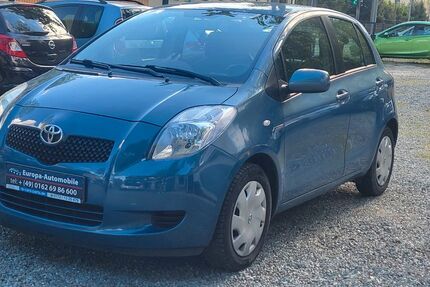 Toyota Yaris 108.000 km 3.500 &euro; Chemnitz 09114