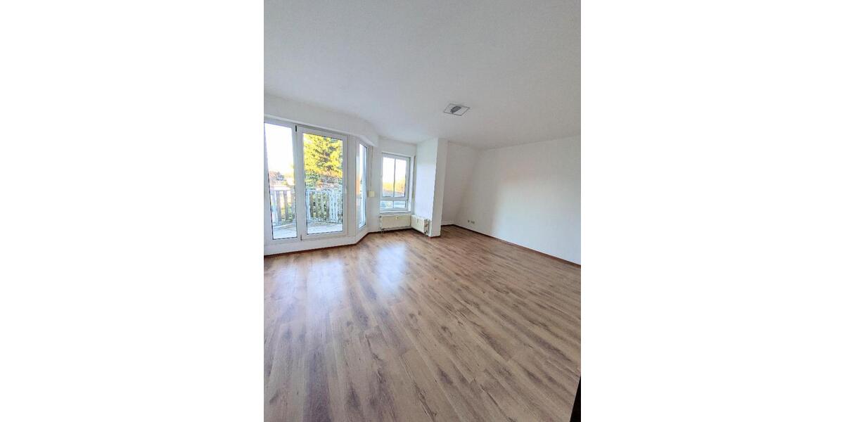 Etagenwohnung Chemnitz Rabenstein - 2 Zimmer, 55 m&sup2;, 396&euro; | Angebot:26279170