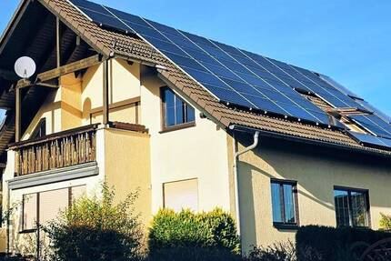 Modernes Effizienzhaus mit Einliegerwohnung in Mülsen-Thurm 7 zimmer