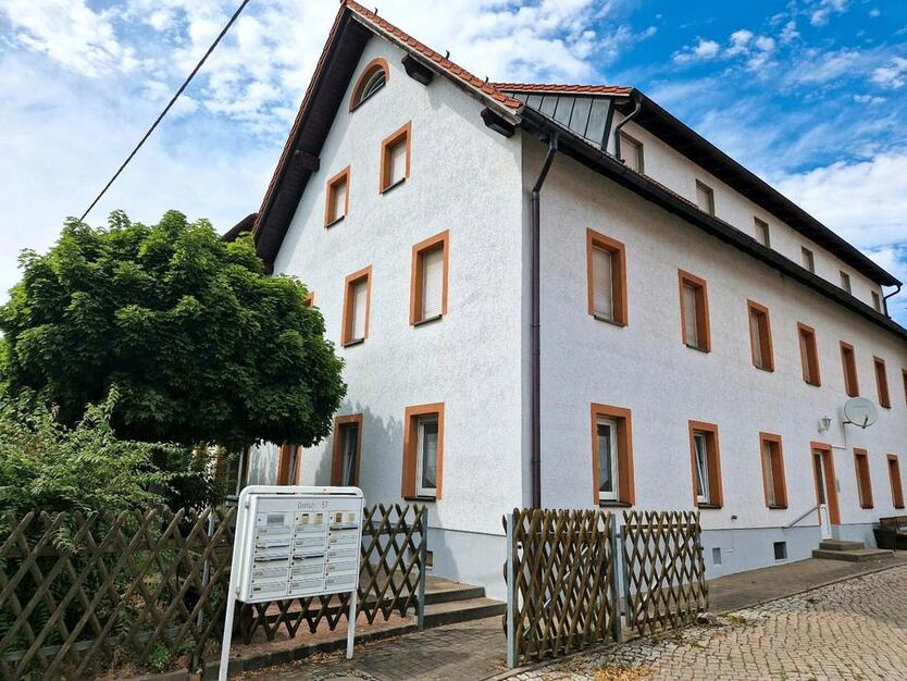 Idyllisch gelegene 5-RaumWohnung in Niedergräfenhain