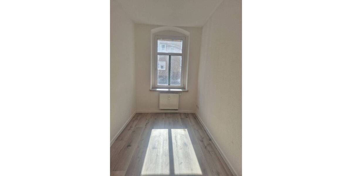 Etagenwohnung Waldheim Schönberg - 1 Zimmer, 46 m&sup2;, 275&euro; | Angebot:26188859