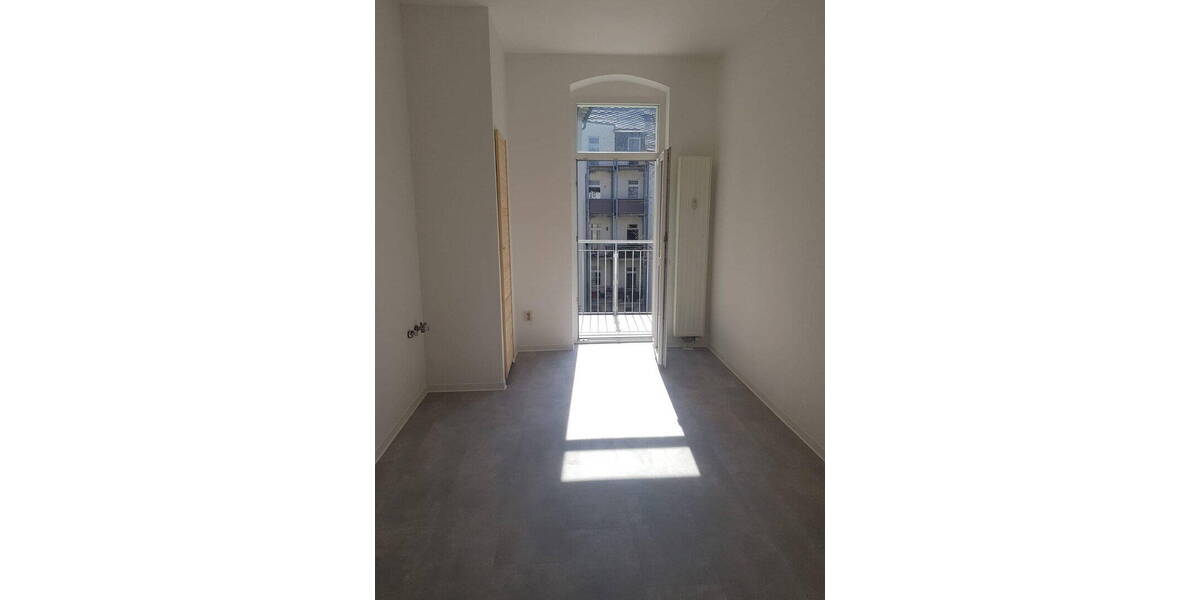 Etagenwohnung Chemnitz Kaßberg - 2 Zimmer, 85 m&sup2;, 104.000&euro; | Angebot:26607233