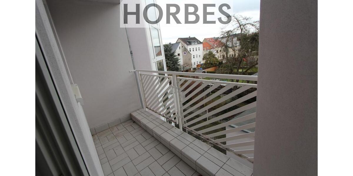 Etagenwohnung Glauchau - 1 Zimmer, 32 m&sup2;, 220&euro; | Angebot:25079476