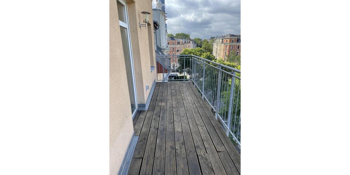 Kleine Wohnung mit großem Balkon zur Selbstnutzung gesucht? Ab sofort frei! 1.5 zimmer