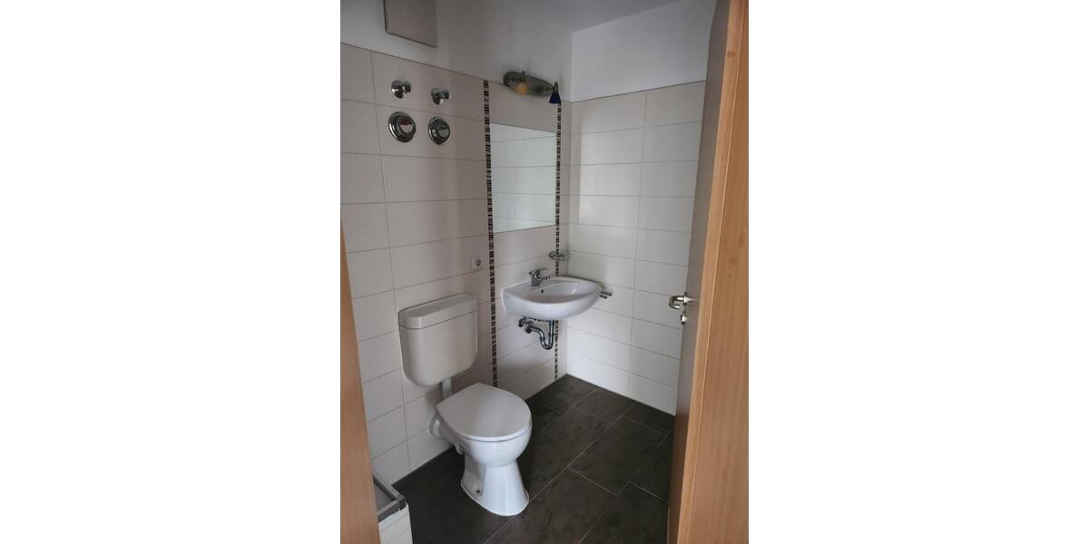 Attraktives Anlageobjekt! 3 Wohnungen mit TG-Stellplatz im Paket! - Etagenwohnung Chemnitz Altchemnitz | Angebot:26161417