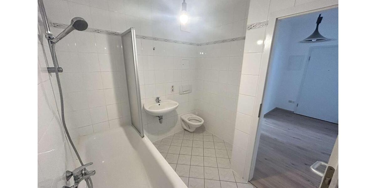 Erdgeschoßwohnung Chemnitz Kapellenberg - 2 Zimmer, 58 m&sup2;, 330&euro; | Angebot:26562180