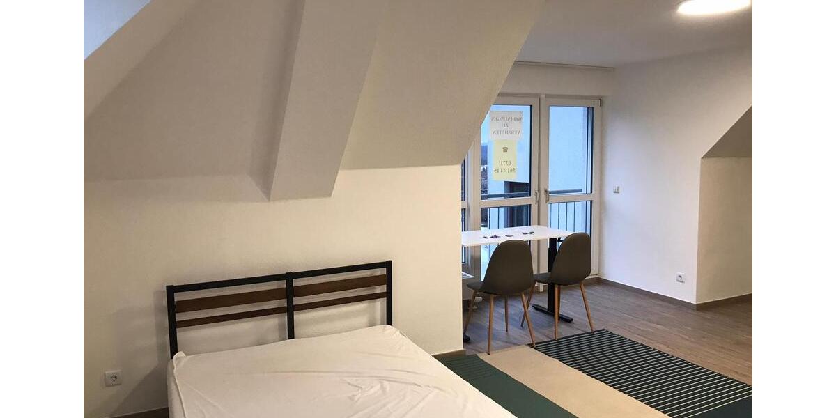 Dachgeschoßwohnung Chemnitz Ebersdorf - 1 Zimmer, 37 m&sup2;, 440&euro; | Angebot:26564177