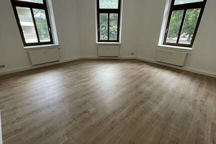 Wohnung Chemnitz Sonnenberg - 3 Zimmer, 73 m&sup2;, 365&euro; | Angebot:25543019